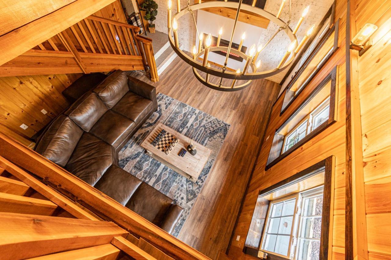 Fun Cabin With Hot Tub, Pool Table & Fire Pit - Big Blue Bryson City Exterior foto